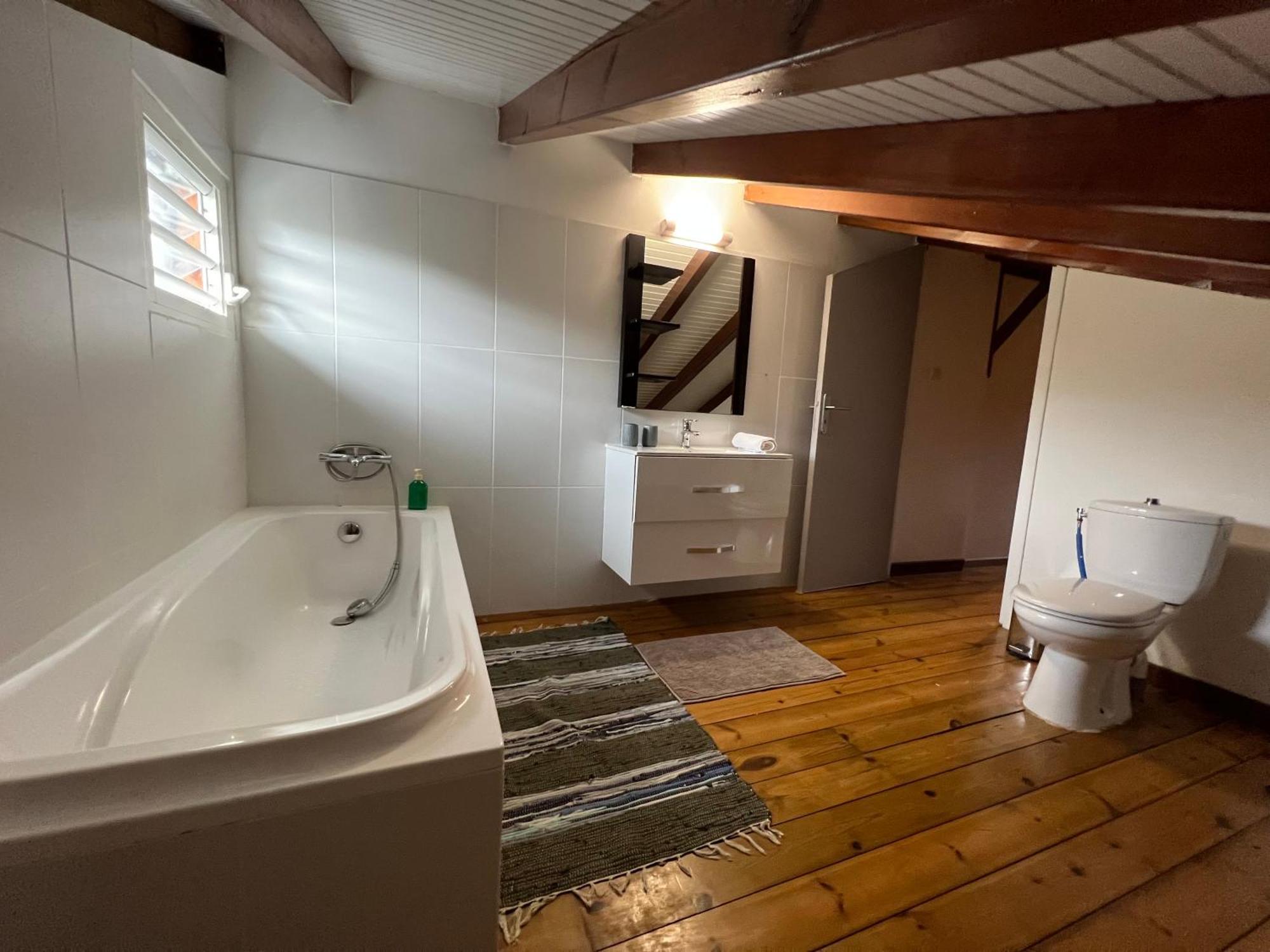 Villa Au Calme Avec Jacuzzi, Villa Le Boursoie Лез-Абим Экстерьер фото